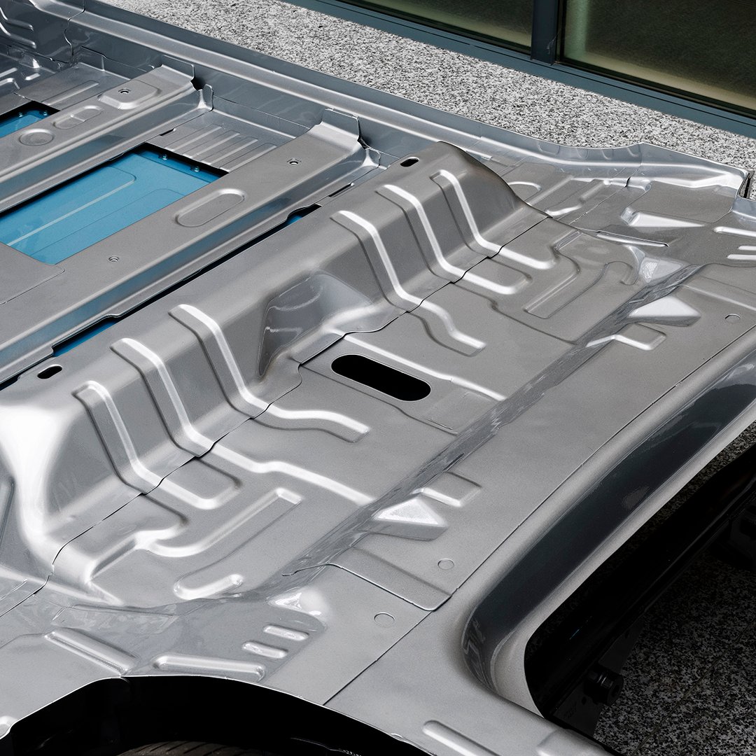 Nové Mitsubishi Eclipse Cross BEV - bezpečnost baterie
